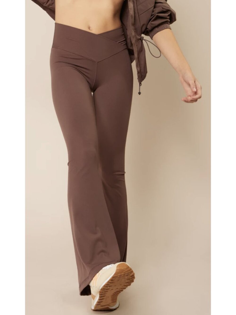 OFFLINE BY AERIE Real Me High Waisted Crossover Flare Legging Relic Brown Small